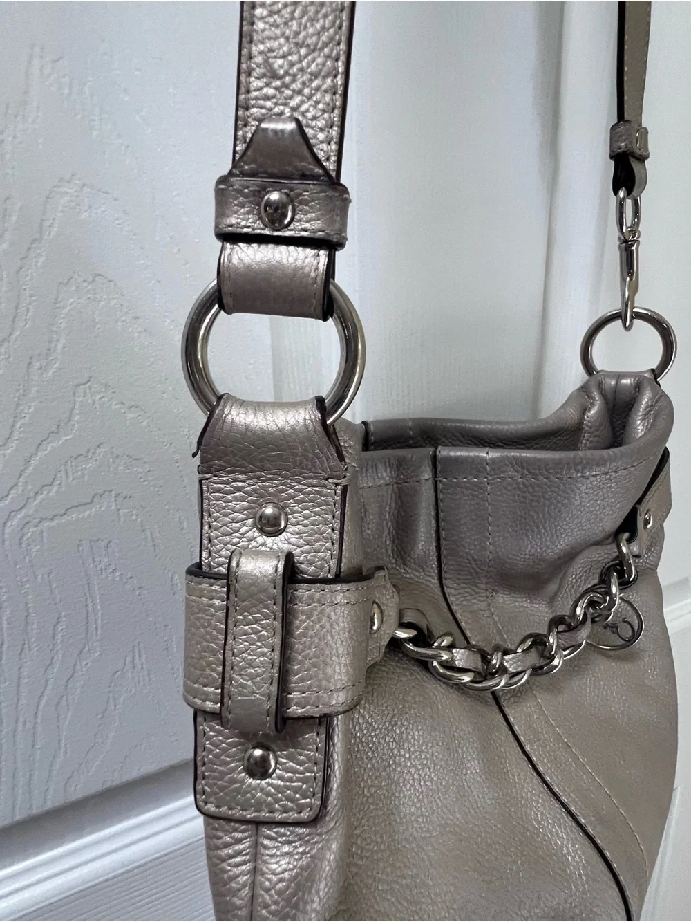 Coach convertible chain